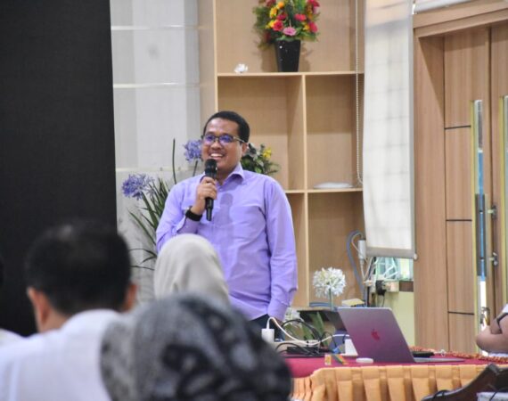 Dosen Komputer Universitas Aisyah Pringsewu Jadi Narasumber Bimtek Aplikasi SIYUDI dan DITES Generasi 3.0 di LLDIKTI Wilayah II